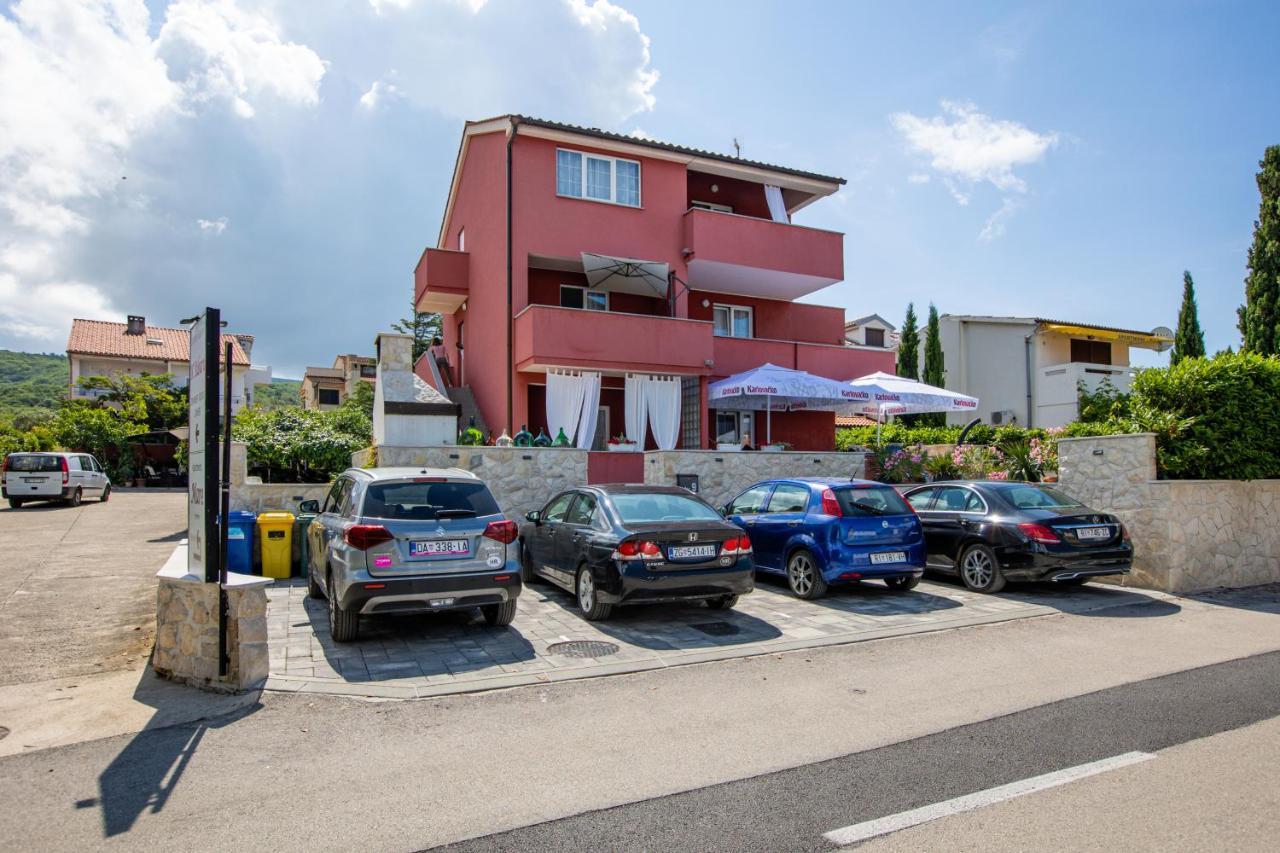 Apartments Mare Punat Exteriör bild